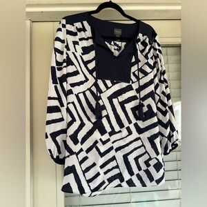 Chicos white‎ and navy blouse size 1